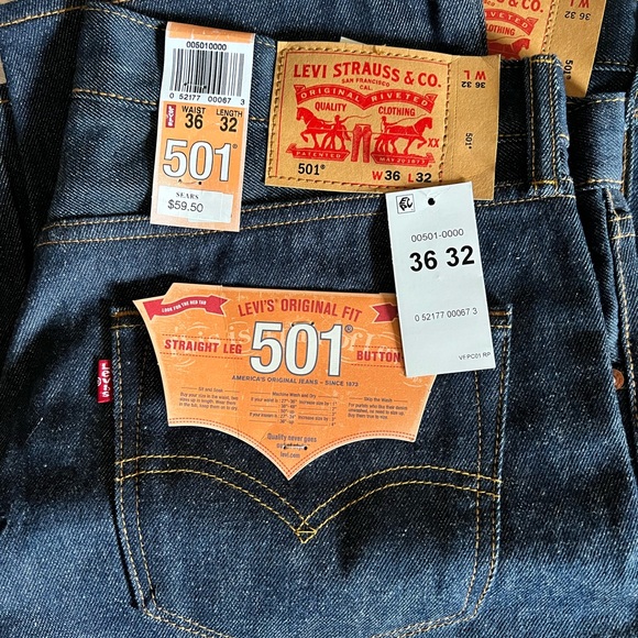 NWT Levi’s 501’s - 36x32 - Picture 2 of 3